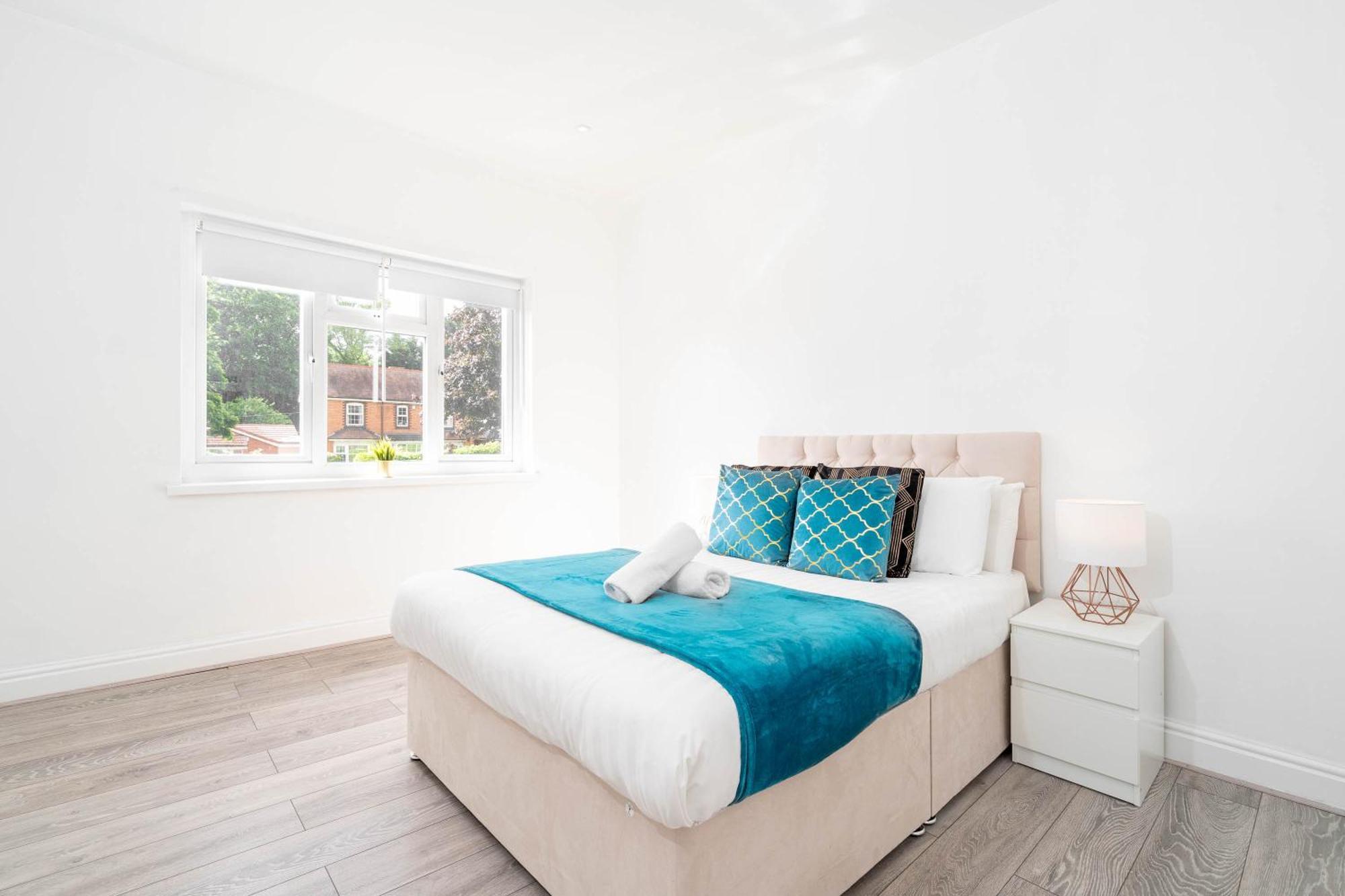 ברמינגהאם Five Bedroom Townhouse - Near City Centre - Edgbaston - On Street Parking - Wifi - Netflix - 974P מראה חיצוני תמונה